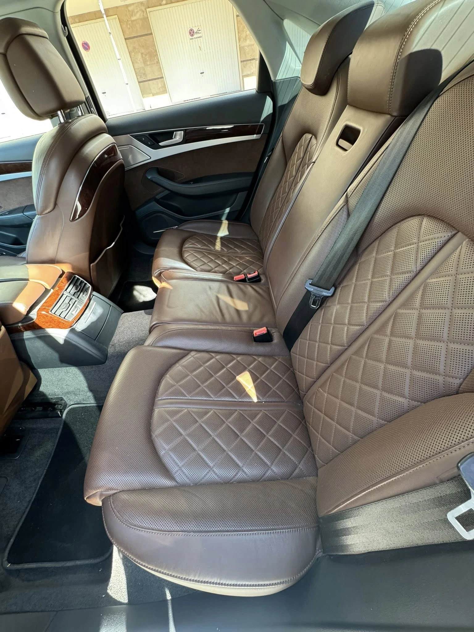 Audi A8  - изображение 3
