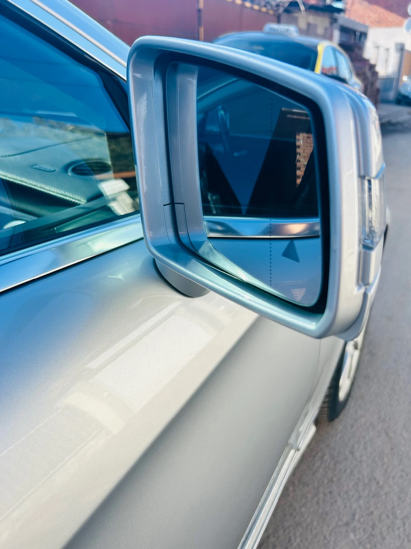 Mercedes-Benz CLS 350  - изображение 9