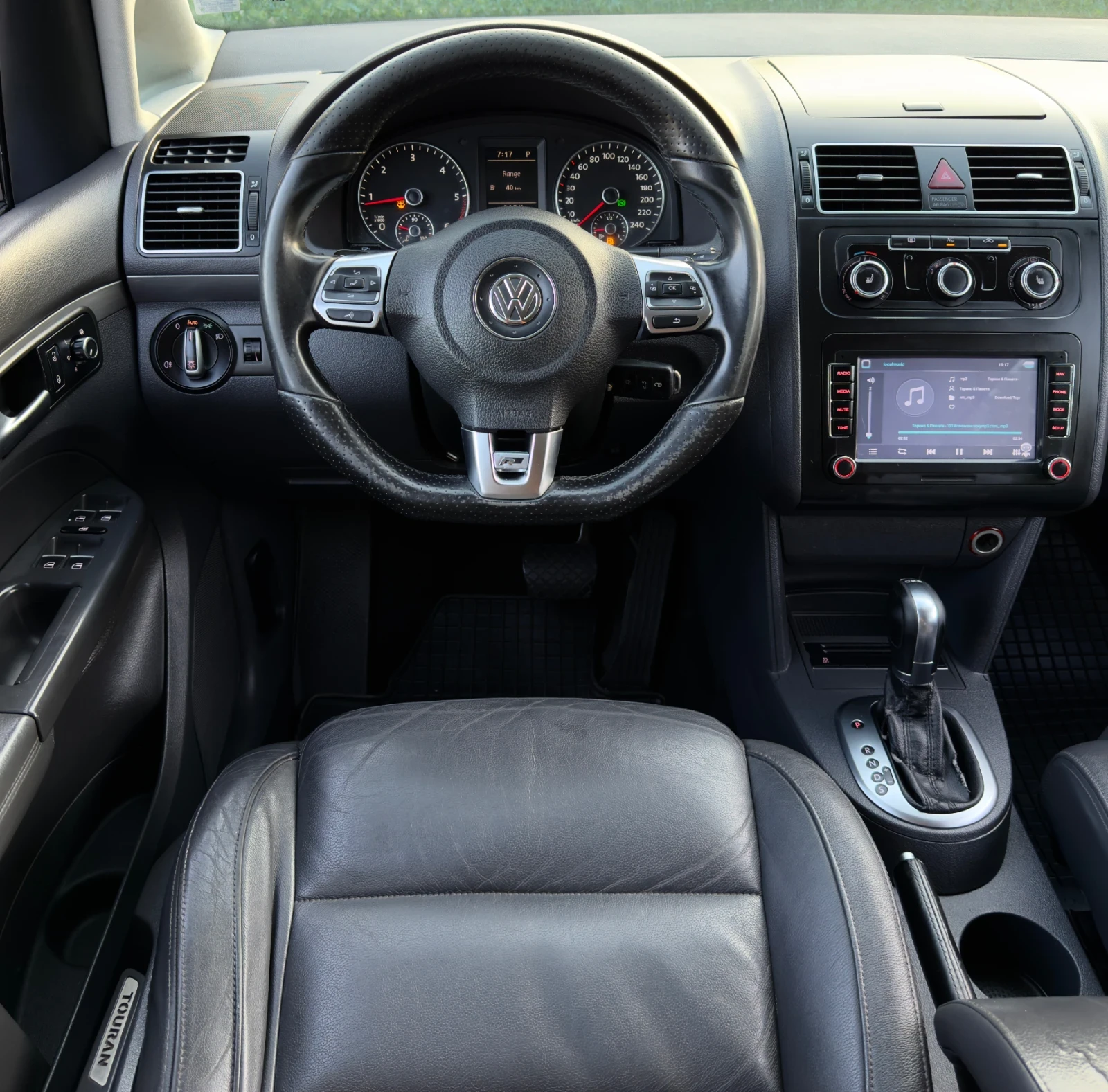 VW Touran 2.0TDi XENON* NAVI* DSG* 7. | Mobile.bg   11