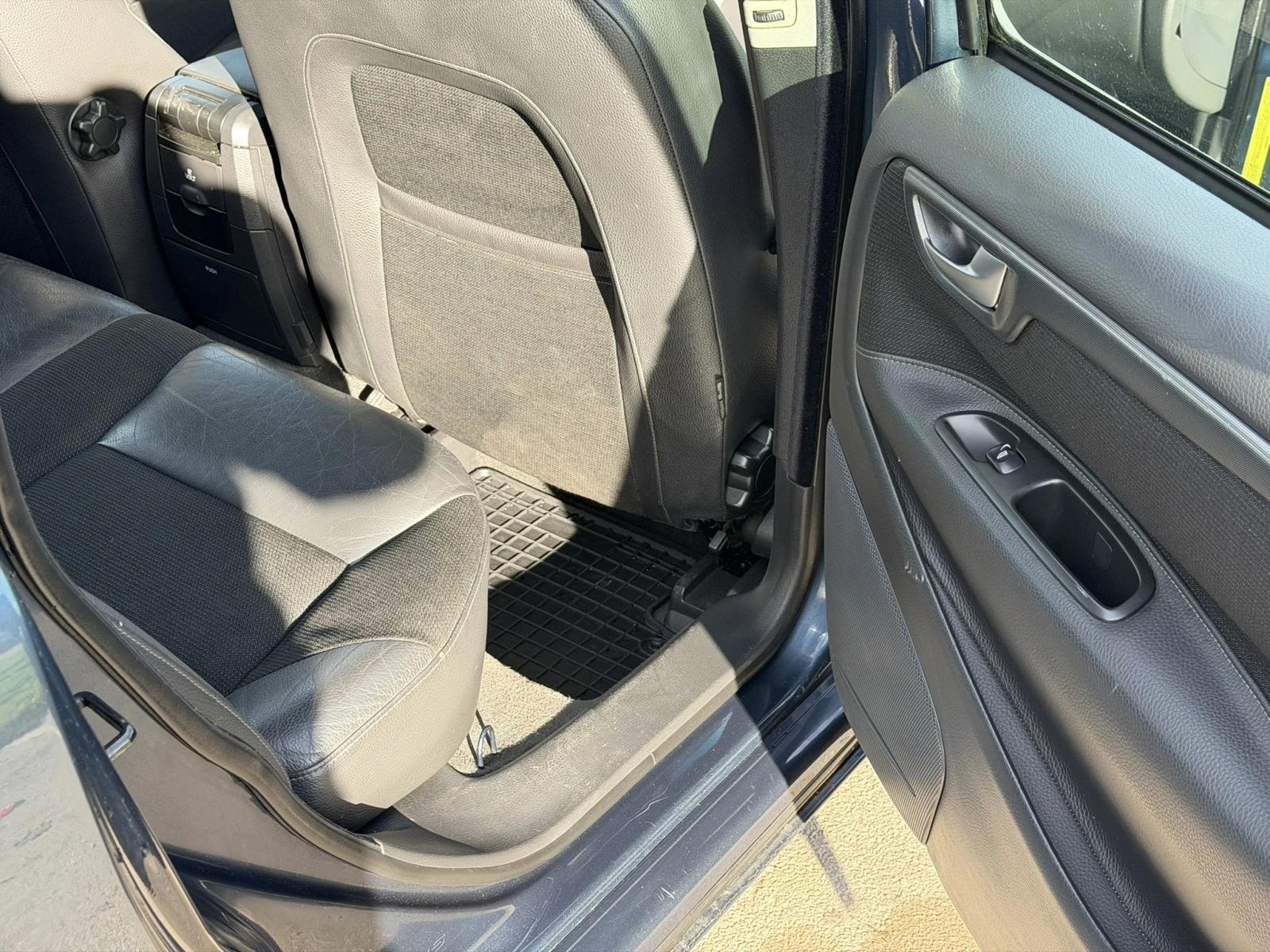 Volvo V70 | Mobile.bg   12