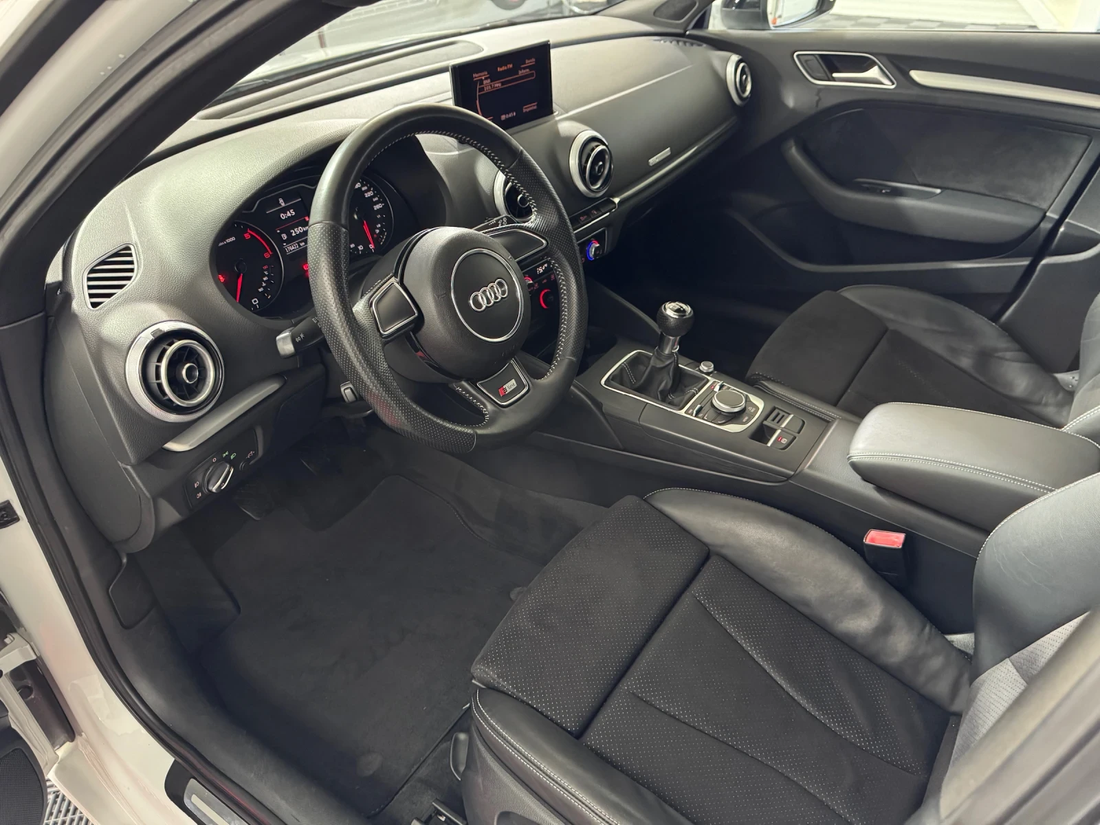 Audi A3 2.0 TDI 150 h.p. SPORTBACK / S-LINE / QUATTRO  | Mobile.bg � ����������� 9