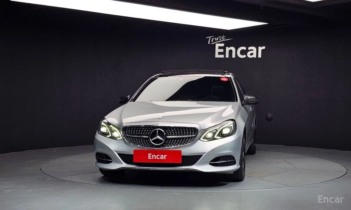 Mercedes-Benz E 300  - изображение 3