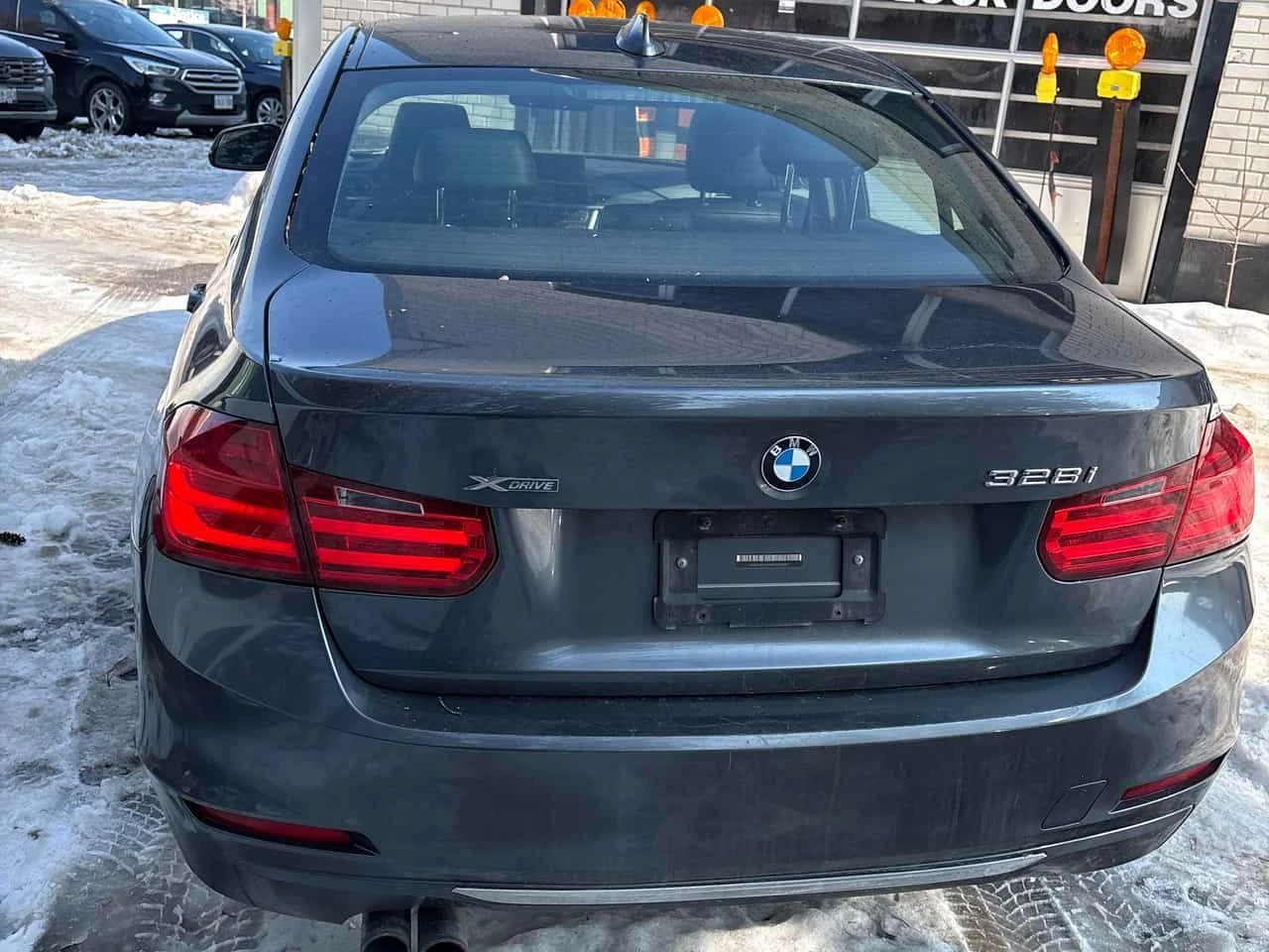 BMW 328 * 328i xDrive * CARFAX * ���� �� �� | Mobile.bg � ����������� 4