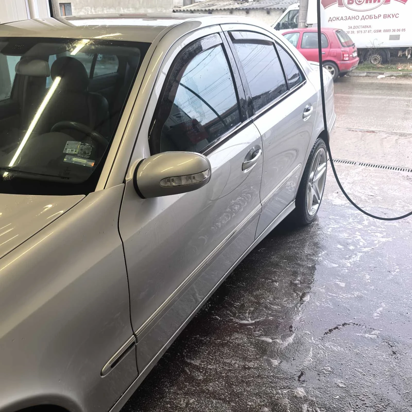 Mercedes-Benz E 320 TOP/AVANGARD/, снимка 5 - Автомобили и джипове - 53721975