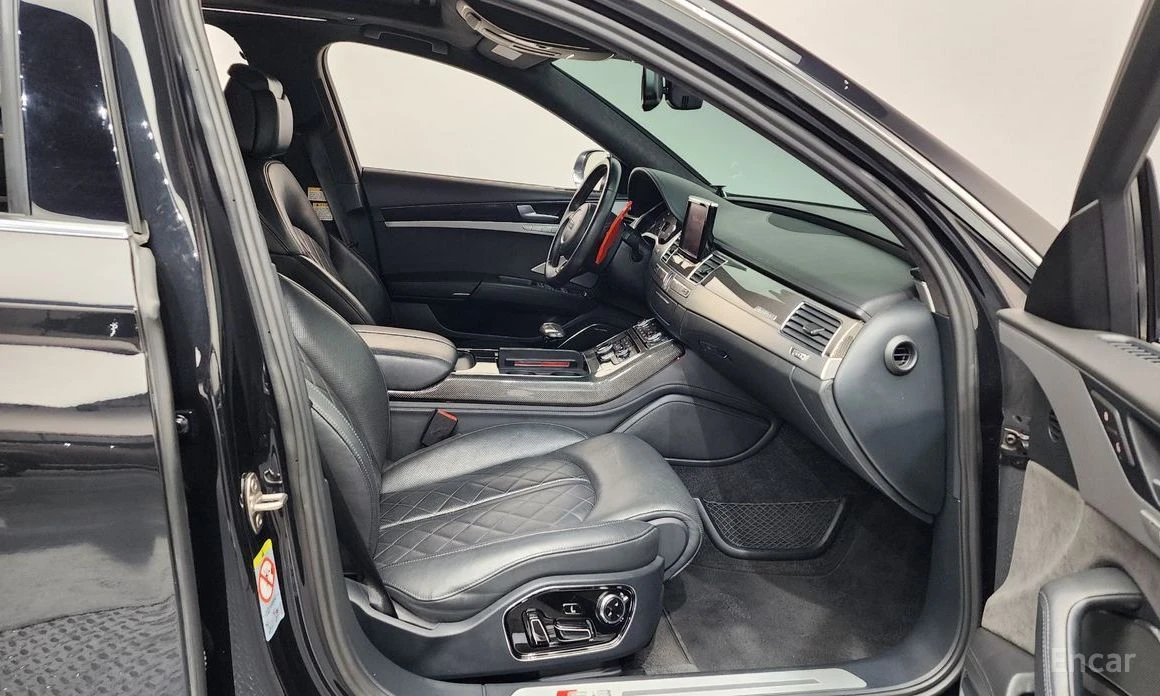 Audi S8, снимка 11 - Автомобили и джипове - 53915369