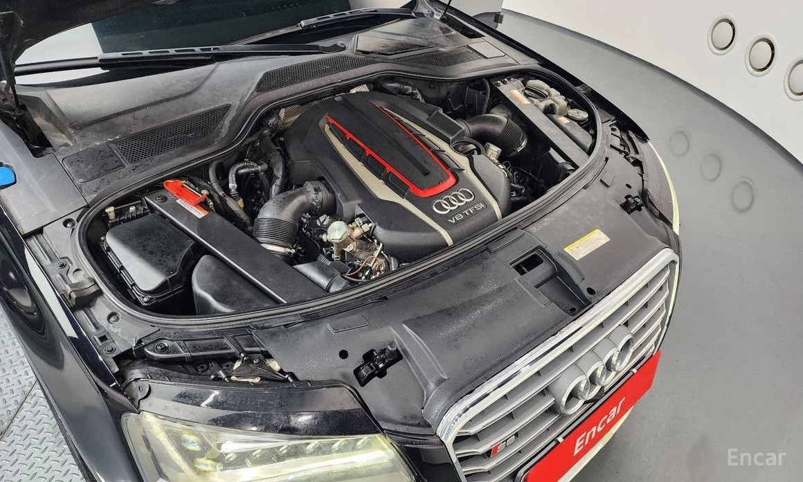 Audi S8, снимка 6 - Автомобили и джипове - 53915369