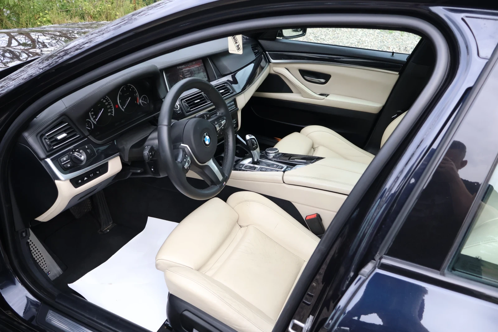 BMW 530 xDrive IndividualFacelift дист.360камера Панорама , снимка 7 - Автомобили и джипове - 54459041