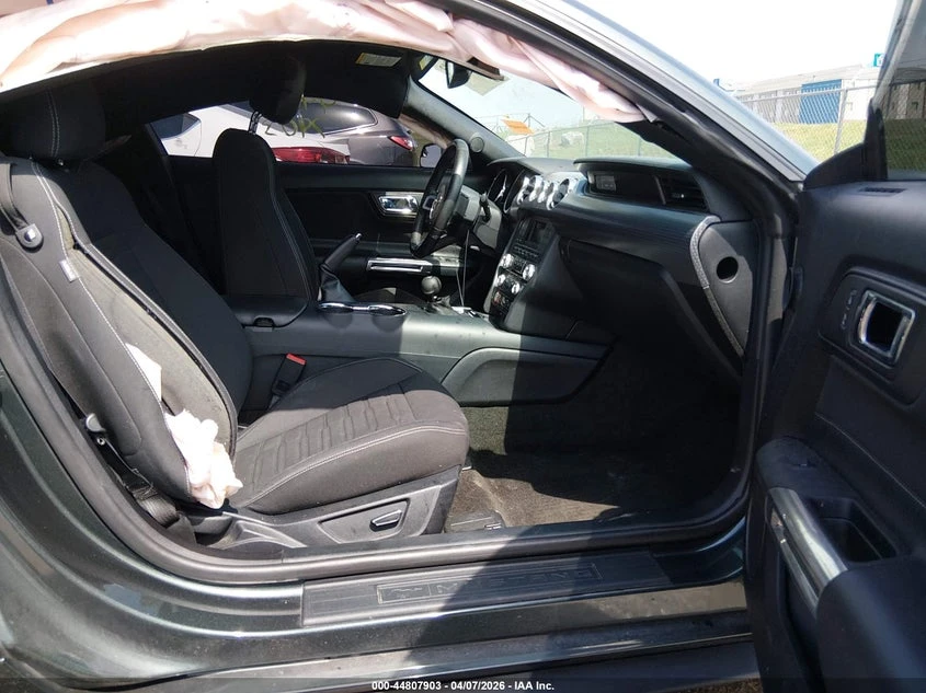 Ford Mustang 5.0l Gt, снимка 5 - Автомобили и джипове - 54655742