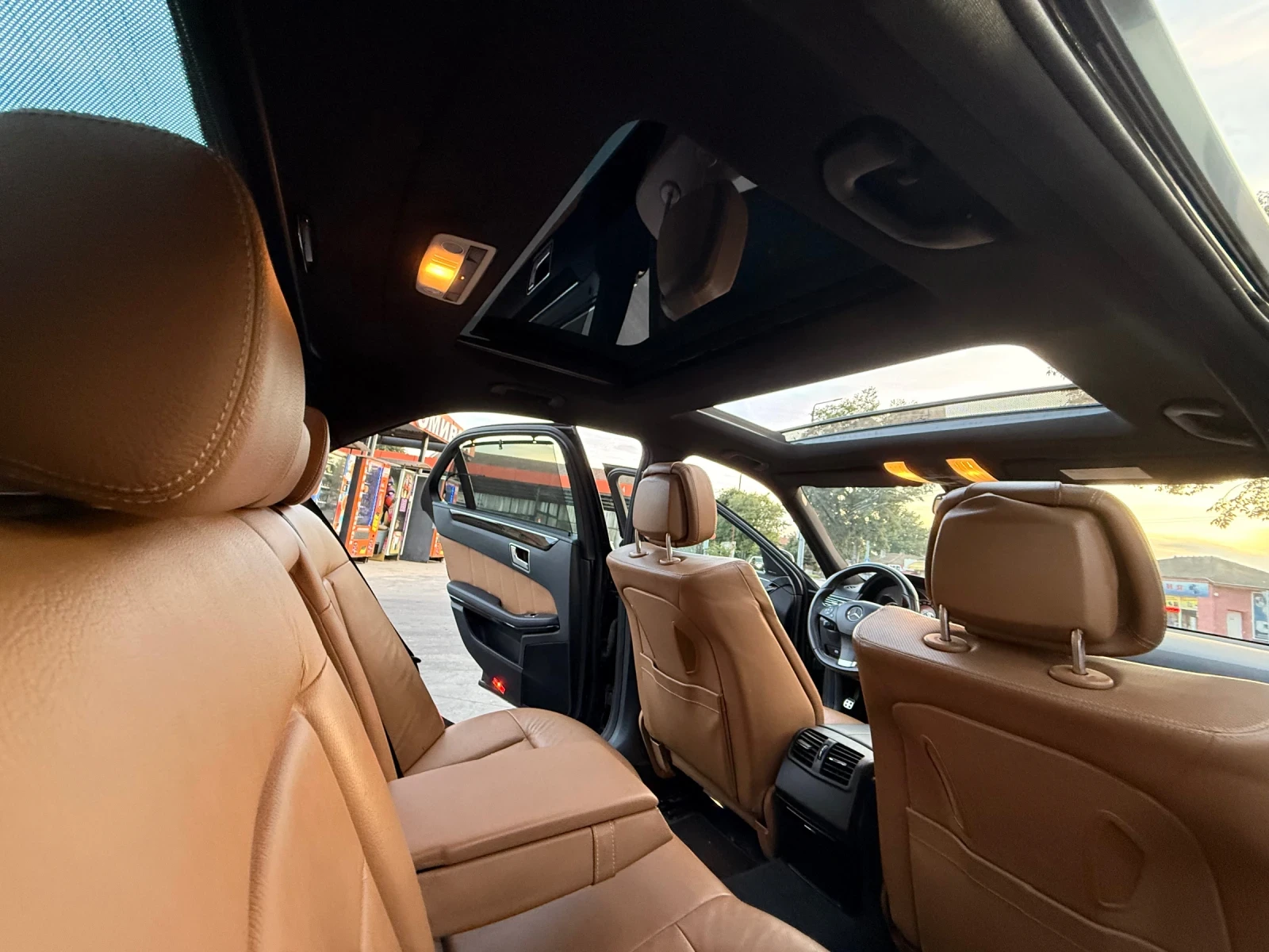 Mercedes-Benz E 350 CDI AMG PACK, снимка 14 - Автомобили и джипове - 54874774