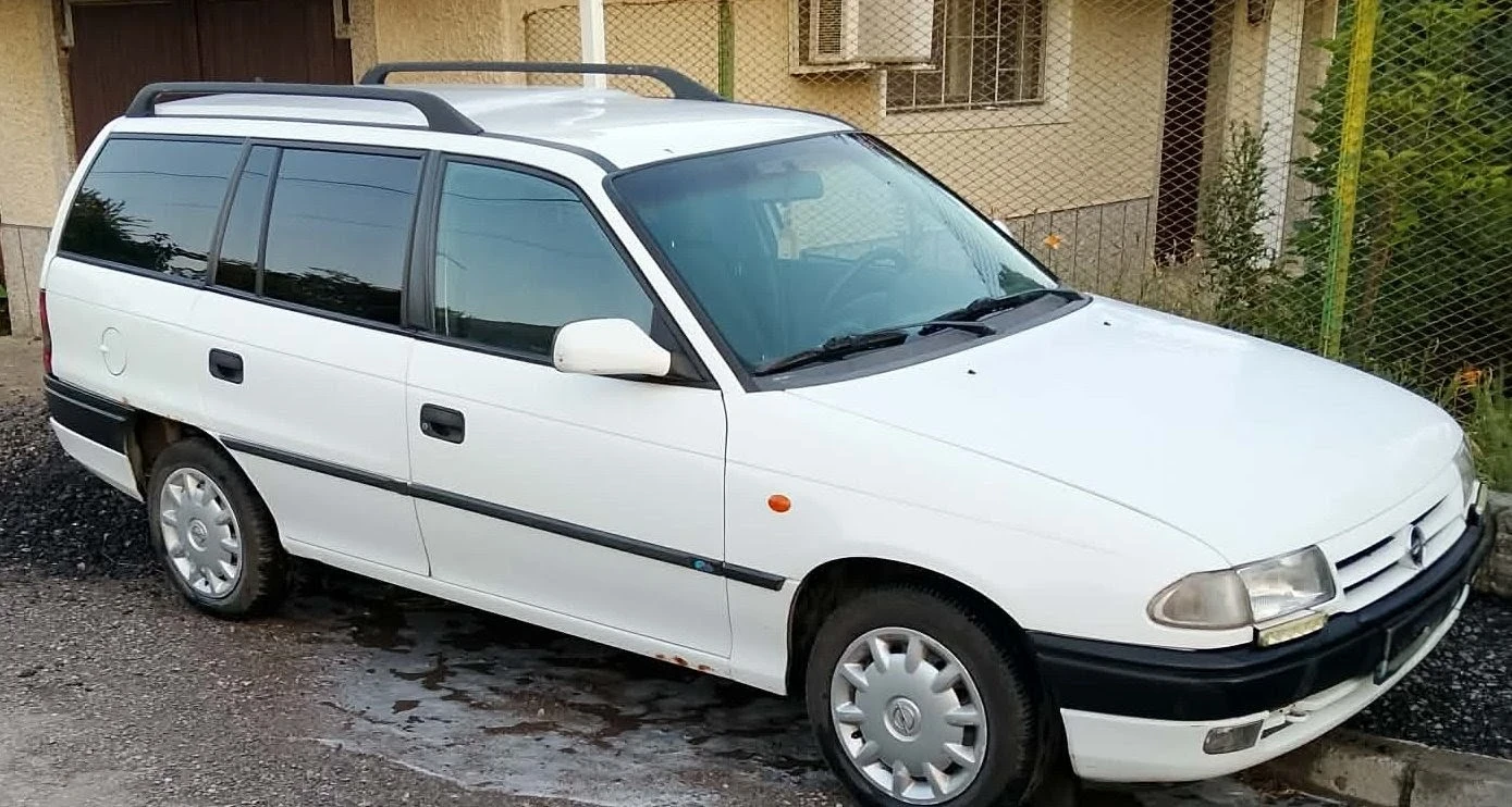 Opel Astra  Opel Astra F, снимка 4 - Автомобили и джипове - 55125498