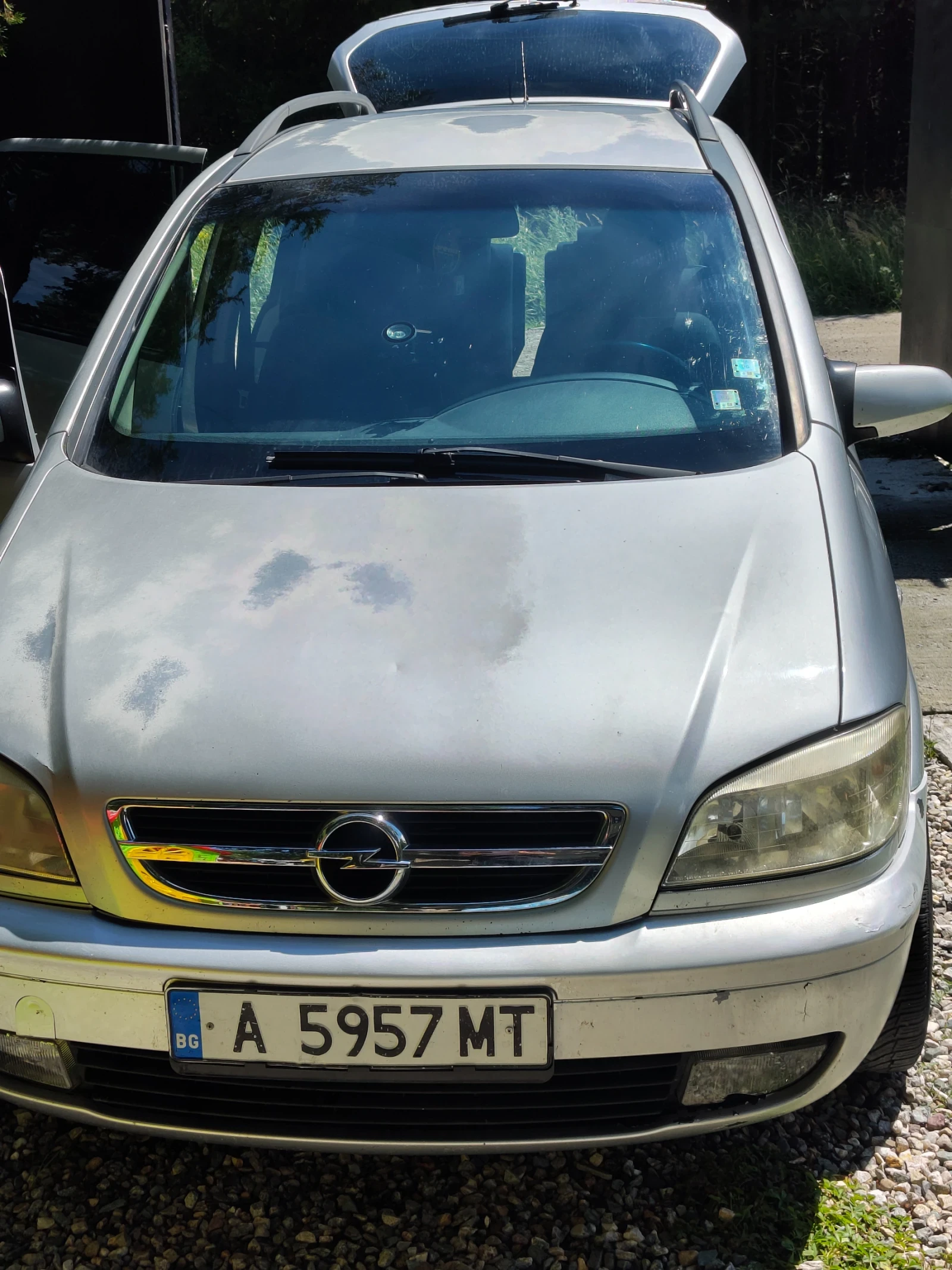 Opel Zafira 2.0 DTI, снимка 7 - Автомобили и джипове - 55206123