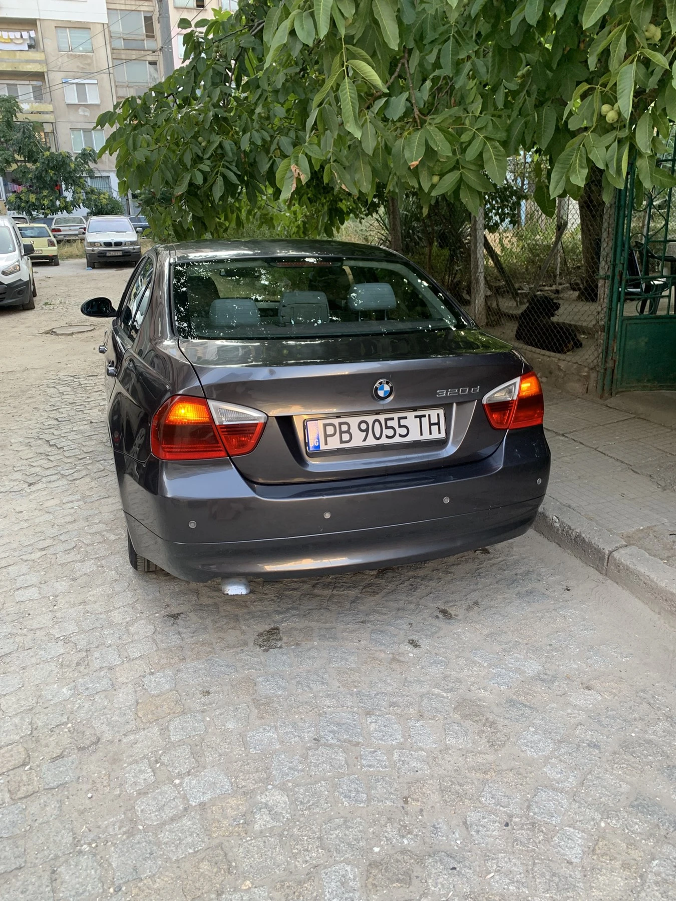 BMW 320, снимка 2 - Автомобили и джипове - 55343423