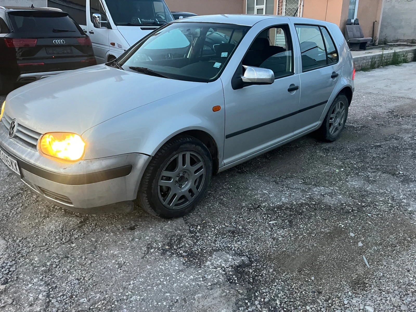 VW Golf