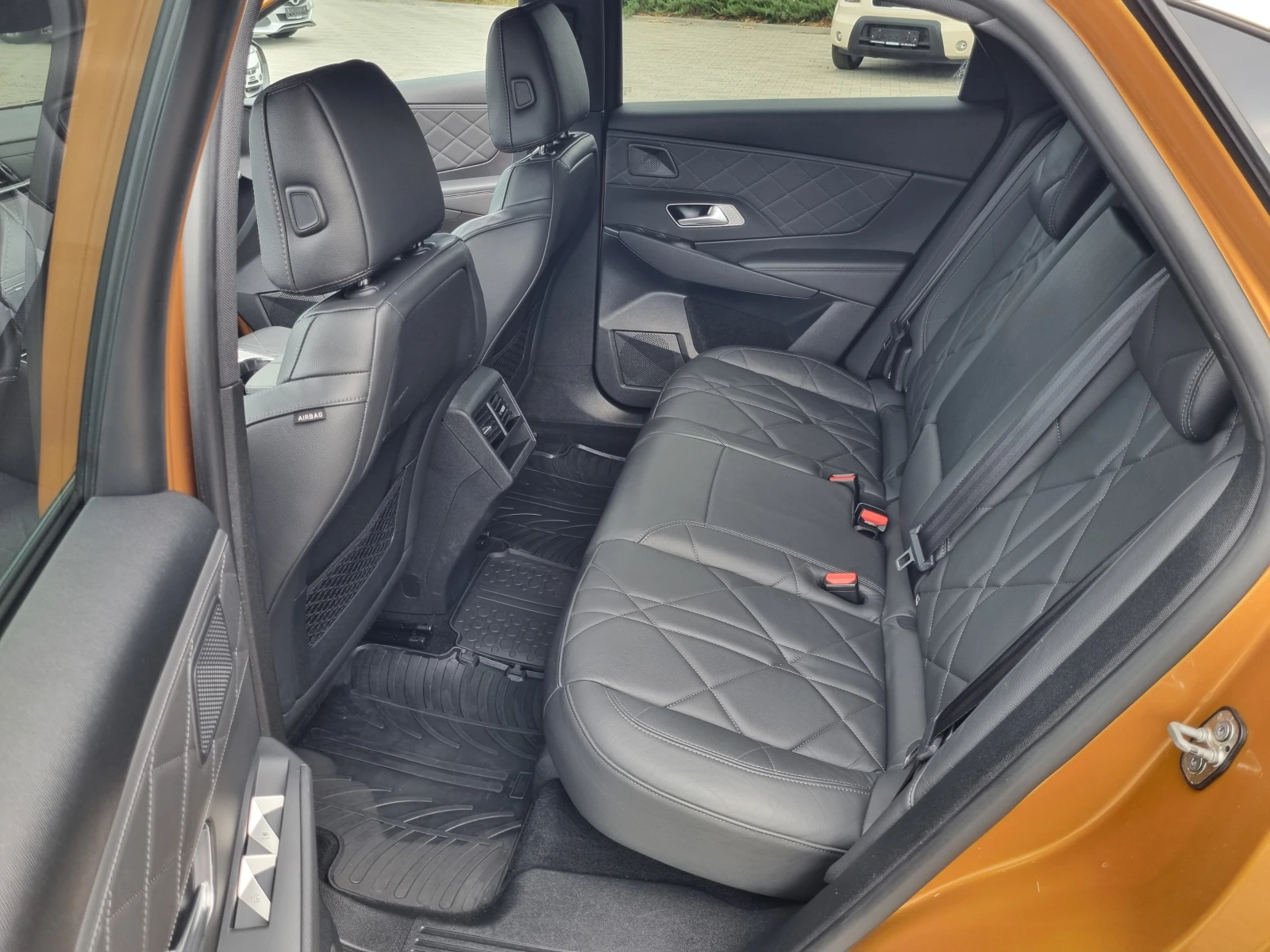 DS DS 7 1.5HDi-131ps АВТОМАТИК / 122.00км * RIVOLI* , снимка 9 - Автомобили и джипове - 55588561