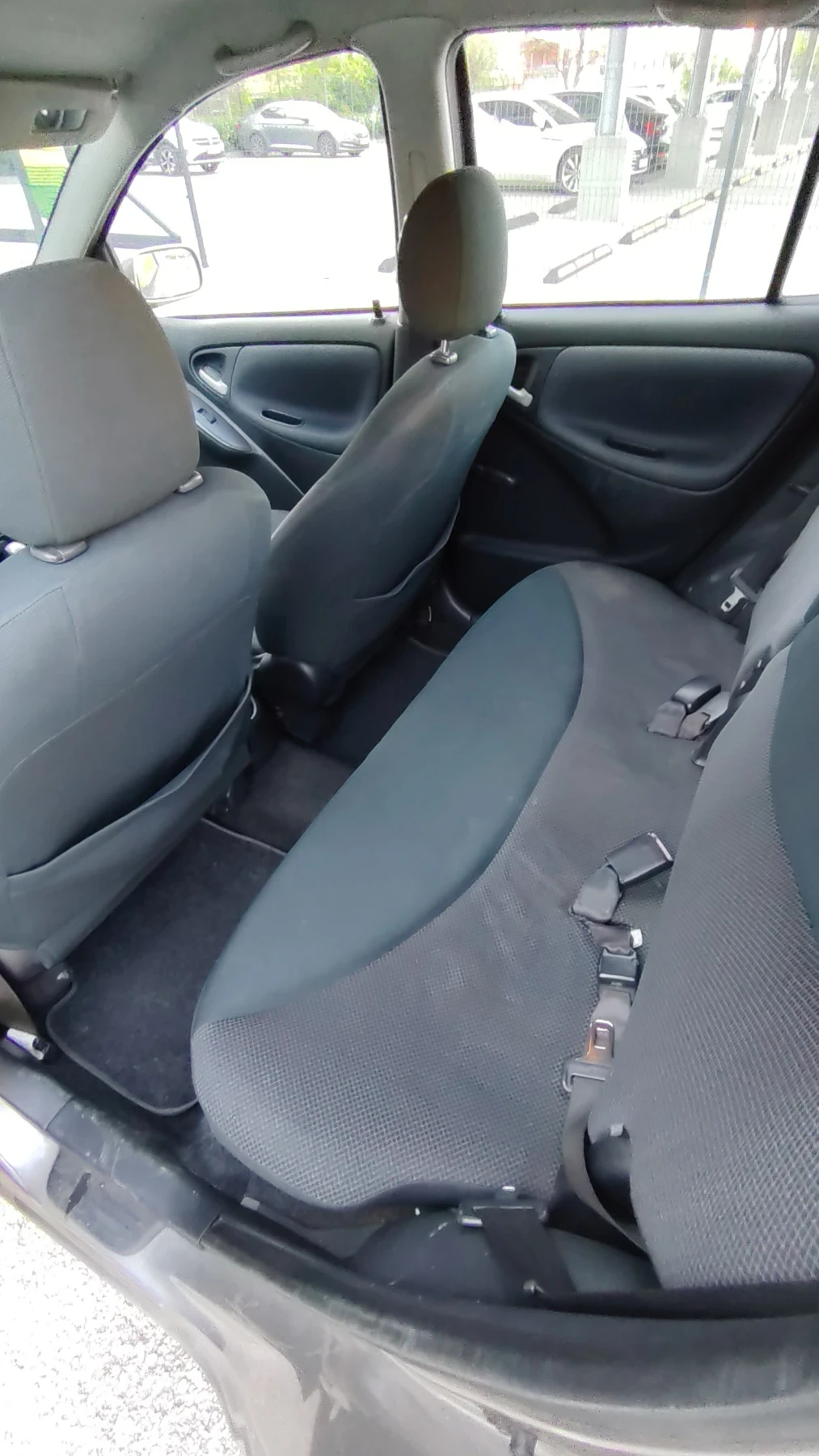 Toyota Yaris, снимка 9 - Автомобили и джипове - 55781013