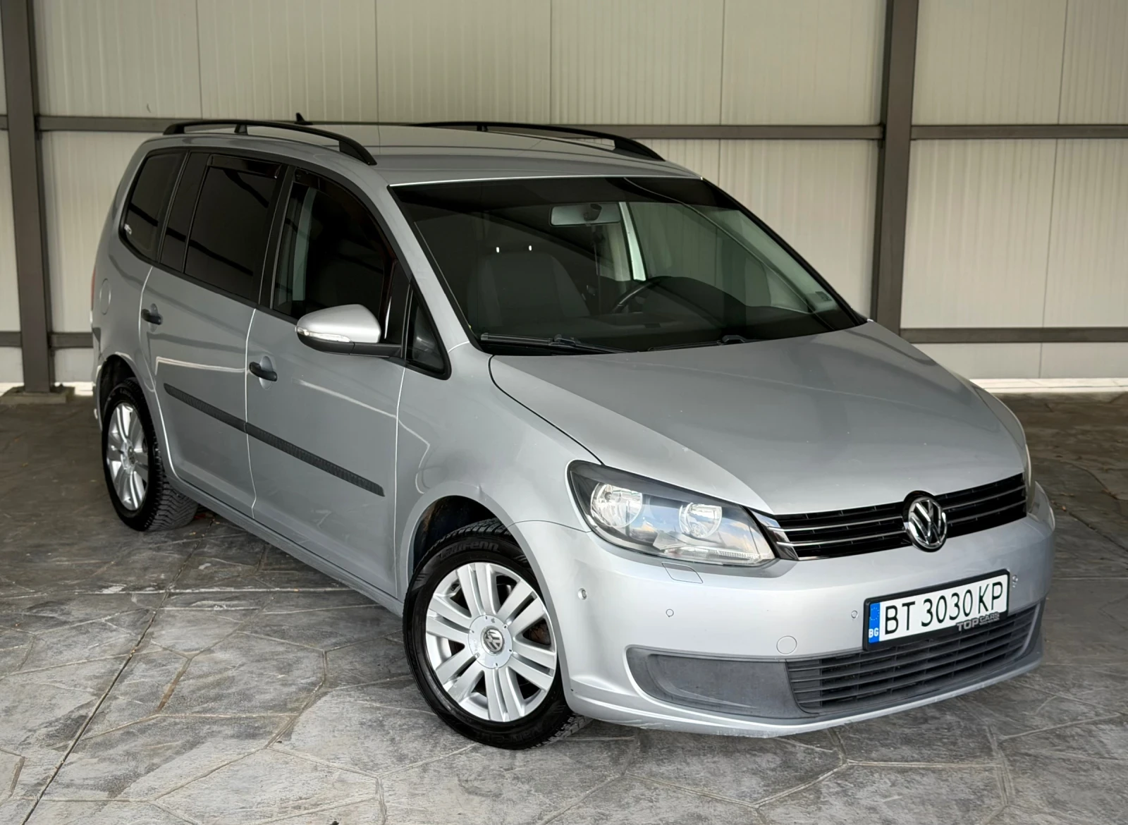 VW Touran Highline DSG, снимка 2 - Автомобили и джипове - 55963493