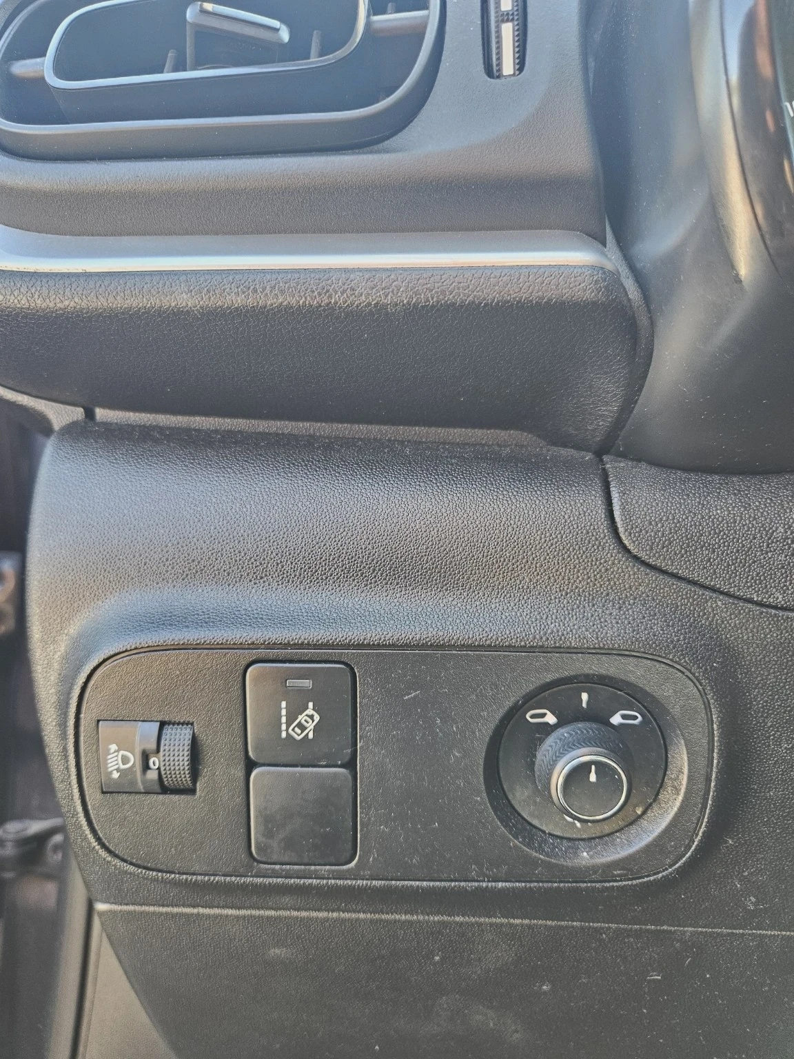 Citroen C3, снимка 16 - Автомобили и джипове - 56483692