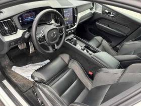 Volvo XC60 R-Design B6 2022* Премиум SUV | 2 комплекта джанти, снимка 6