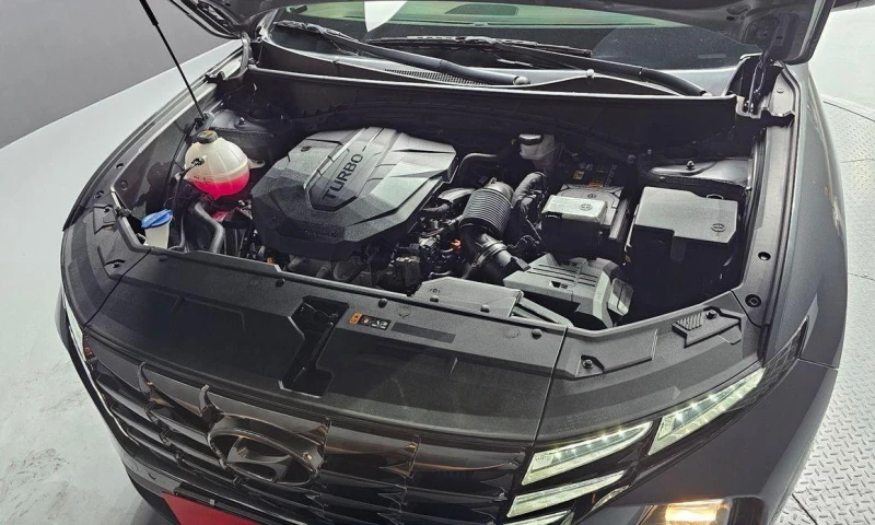 Hyundai Tucson Diesel 2.0 2WD Premium * НАЙ-ДОБРА ЦЕНА В БЪЛГАРИЯ, снимка 6 - Автомобили и джипове - 52046217