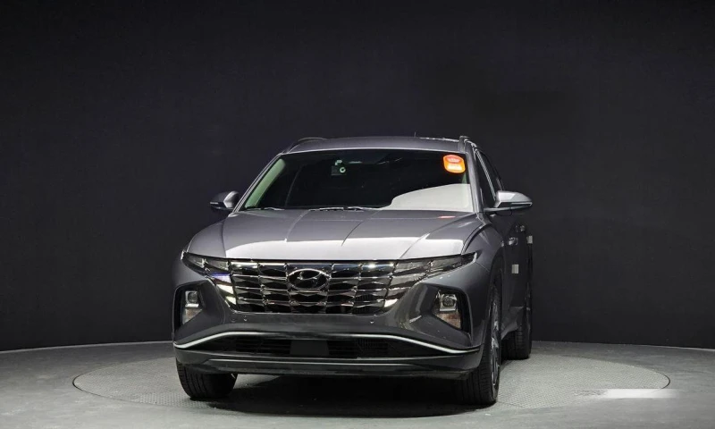 Hyundai Tucson Diesel 2.0 2WD Premium * НАЙ-ДОБРА ЦЕНА В БЪЛГАРИЯ, снимка 3 - Автомобили и джипове - 52046217