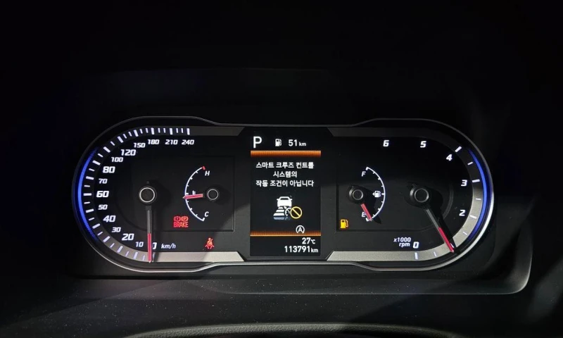 Hyundai Tucson Diesel 2.0 2WD Premium * НАЙ-ДОБРА ЦЕНА В БЪЛГАРИЯ, снимка 8 - Автомобили и джипове - 52046217