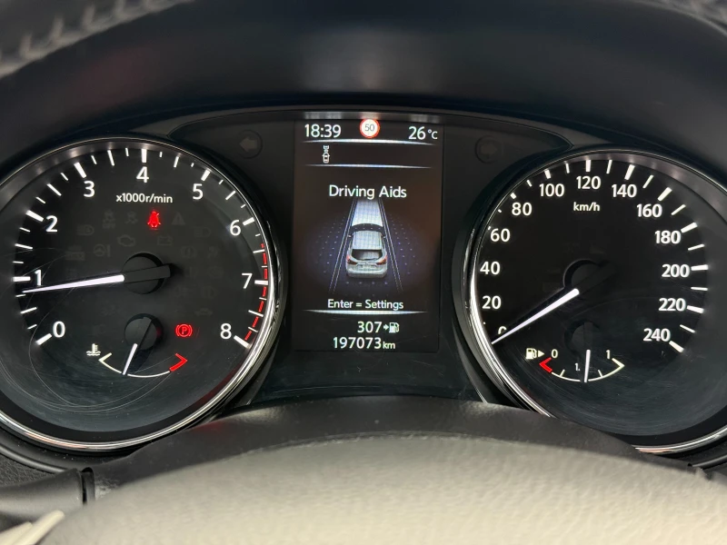 Nissan Qashqai 1.2 бензин, 360 камери, подгрев, дистроник и др, снимка 14 - Автомобили и джипове - 52457014