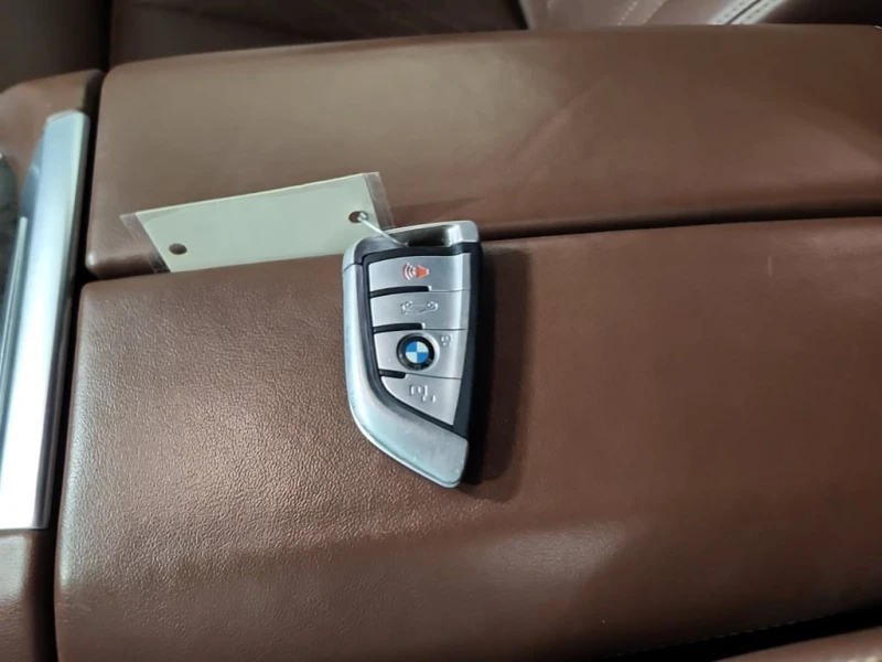 BMW X7 2019 XDRIVE50I * БЕЗ ПЪРВОНАЧАЛНА ВНОСКА, снимка 15 - Автомобили и джипове - 52938552