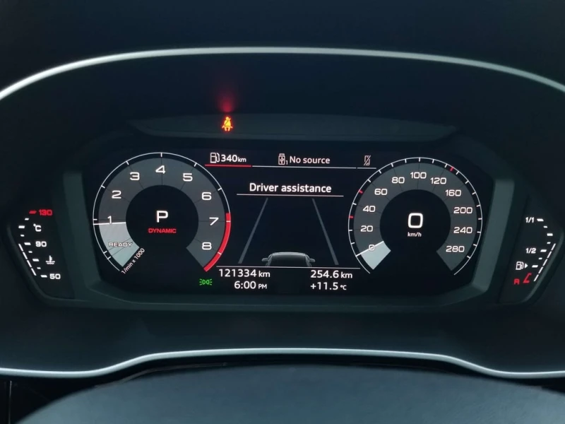 Audi Q3 * quattro Premium * CARFAX * ЦЕНА ДО БГ, снимка 11 - Автомобили и джипове - 53456169