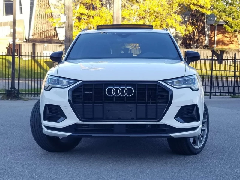 Audi Q3 * quattro Premium * CARFAX * ЦЕНА ДО БГ, снимка 2 - Автомобили и джипове - 53456169