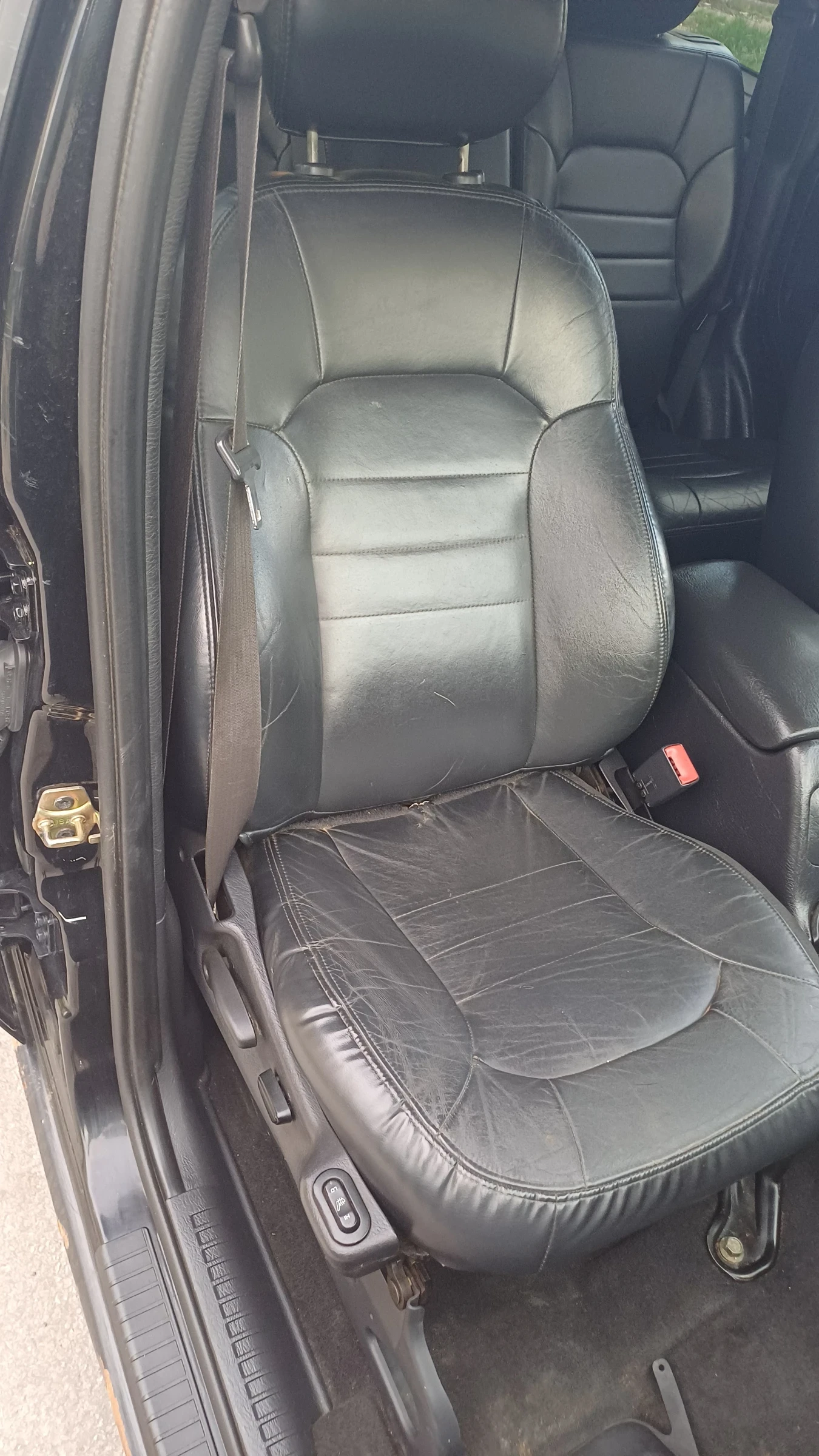 Jeep Cherokee 2.5D - изображение 8