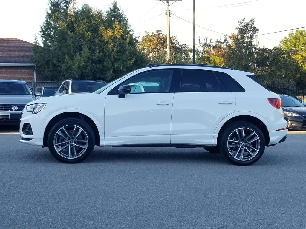 Audi Q3 * quattro Premium * CARFAX * ЦЕНА ДО БГ - изображение 3