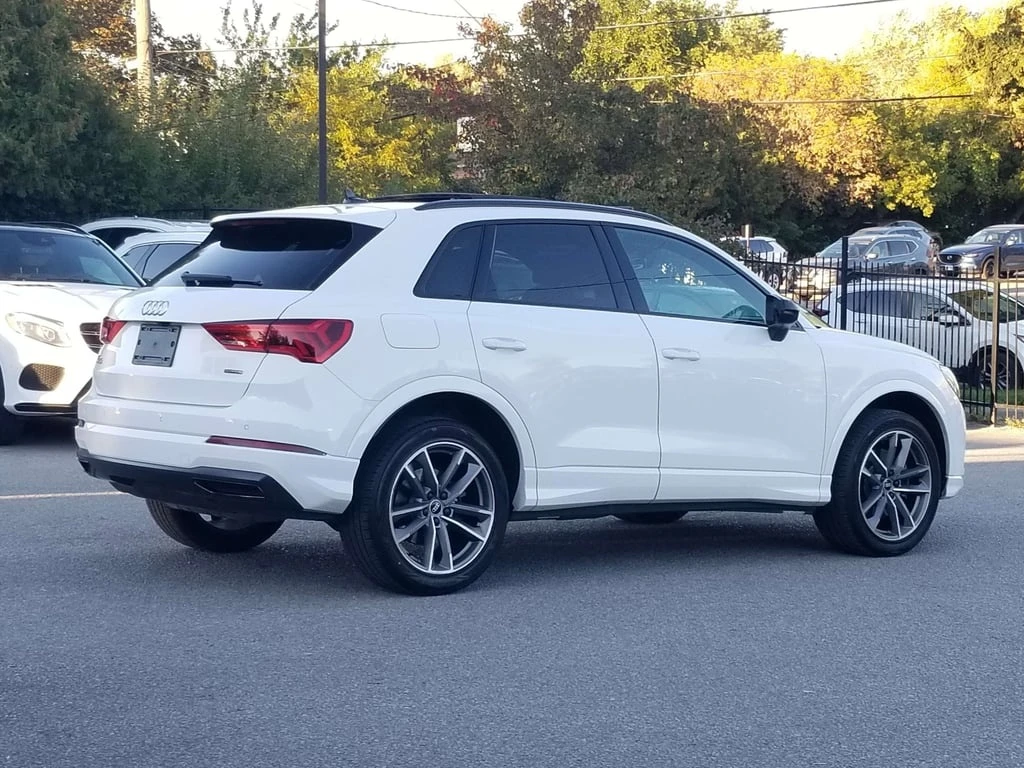 Audi Q3 * quattro Premium * CARFAX * ЦЕНА ДО БГ - изображение 7