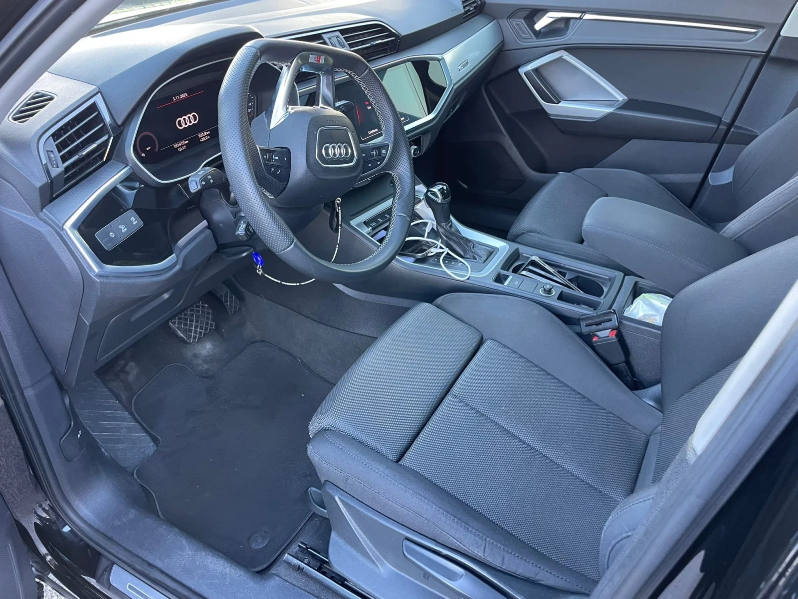 Audi Q3 Sportback 35 TDI S tronic S line edition, снимка 7 - Автомобили и джипове - 53813995