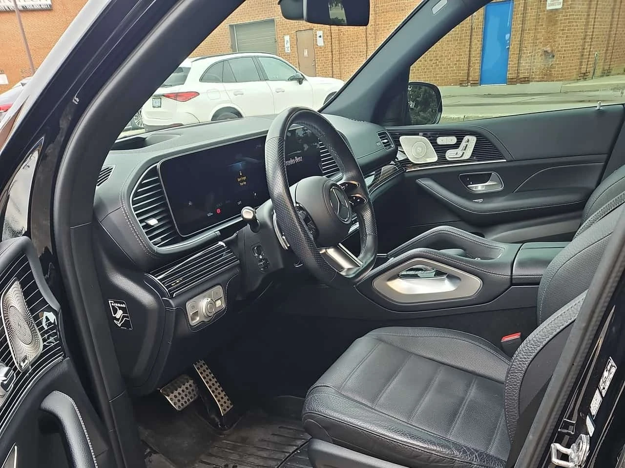 Mercedes-Benz GLS 450 * 450 * CAPTAINS CHAIR CONFIGURATION * KEYLESS * , снимка 7 - Автомобили и джипове - 56331529