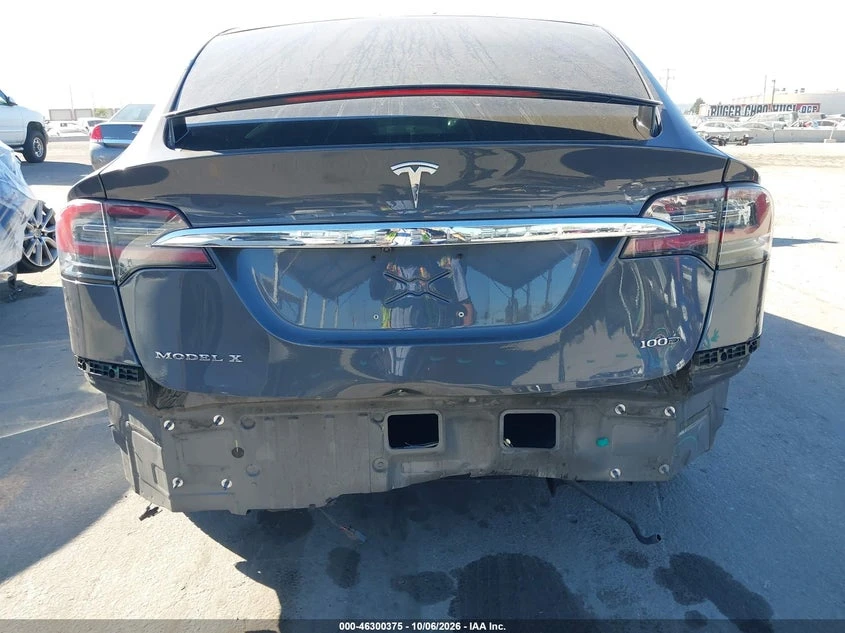 Tesla Model X 100D/75D/90D, снимка 6 - Автомобили и джипове - 56525921