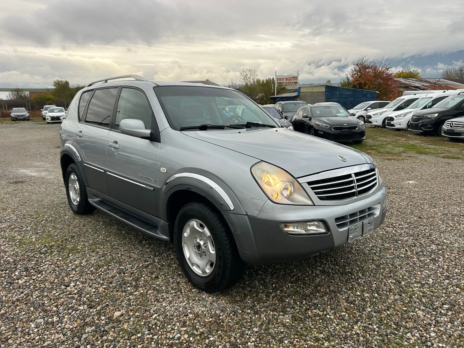 SsangYong Rexton 2.7 cdi 4x4 Full, снимка 3 - Автомобили и джипове - 56750595