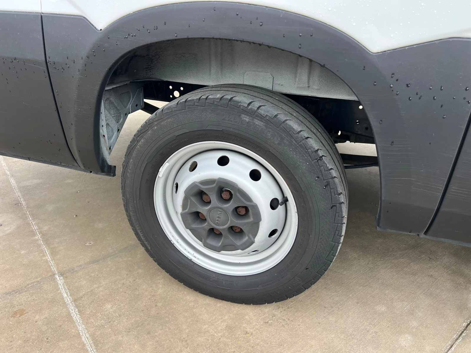 Iveco Daily 35S13 , КЛИМА , FULL , 225.000 км , , снимка 17 - Бусове и автобуси - 53957872