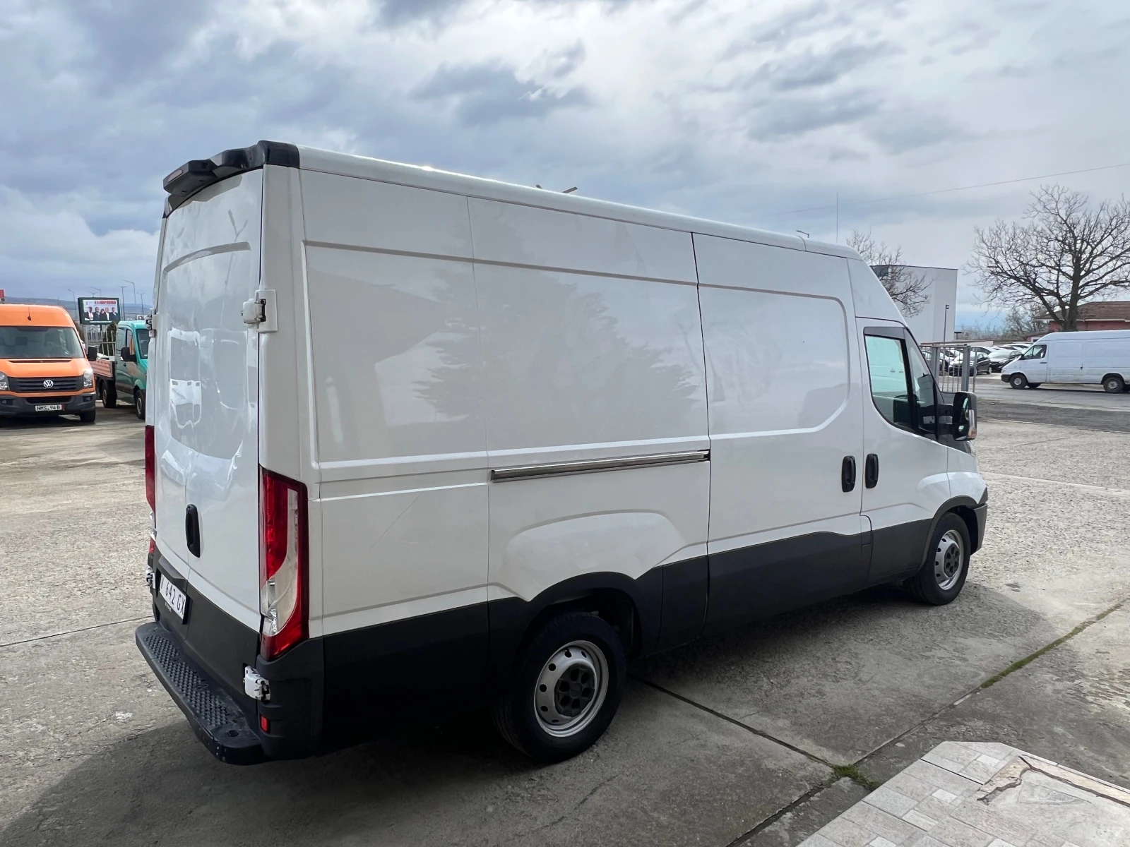 Iveco Daily 35S13 , КЛИМА , FULL , 225.000 км , , снимка 6 - Бусове и автобуси - 53957872