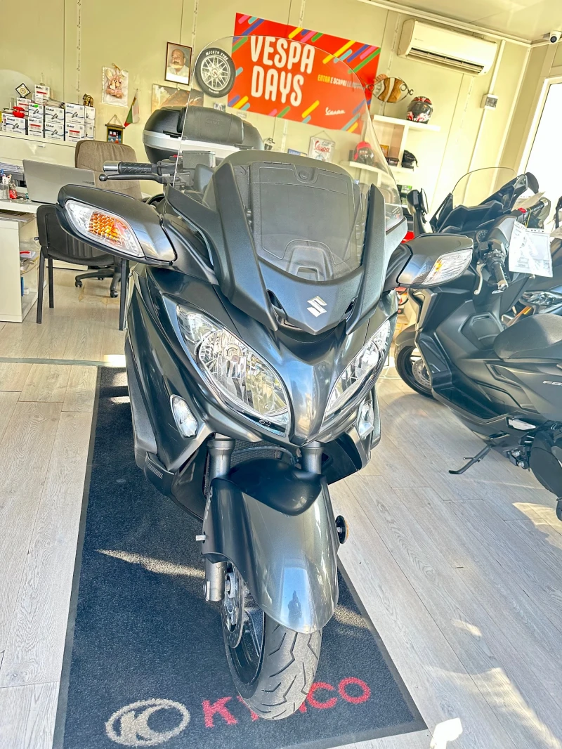 Suzuki Burgman 650i ABS 05.2018г., снимка 14 - Мотоциклети и мототехника - 52401043