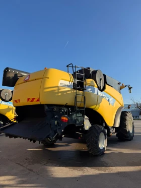 Комбайн New Holland CX8060, снимка 8
