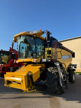 Комбайн New Holland CX8060, снимка 1