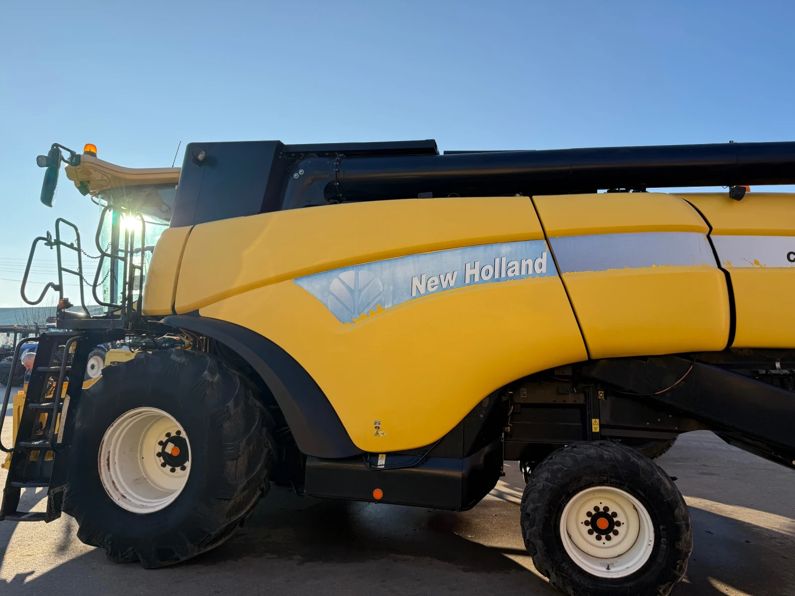 Комбайн New Holland CX8060 - изображение 10