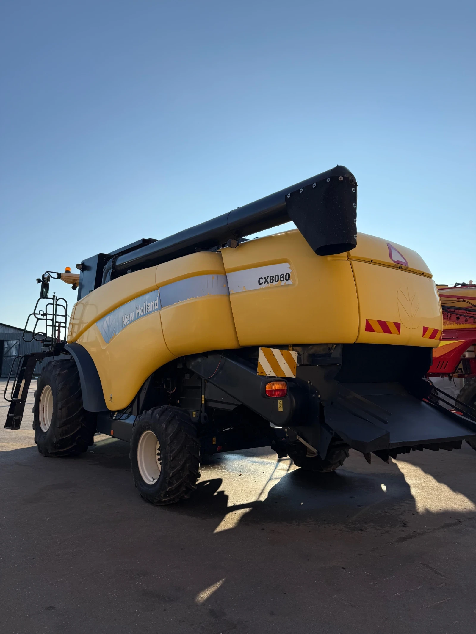 Комбайн New Holland CX8060 - изображение 9