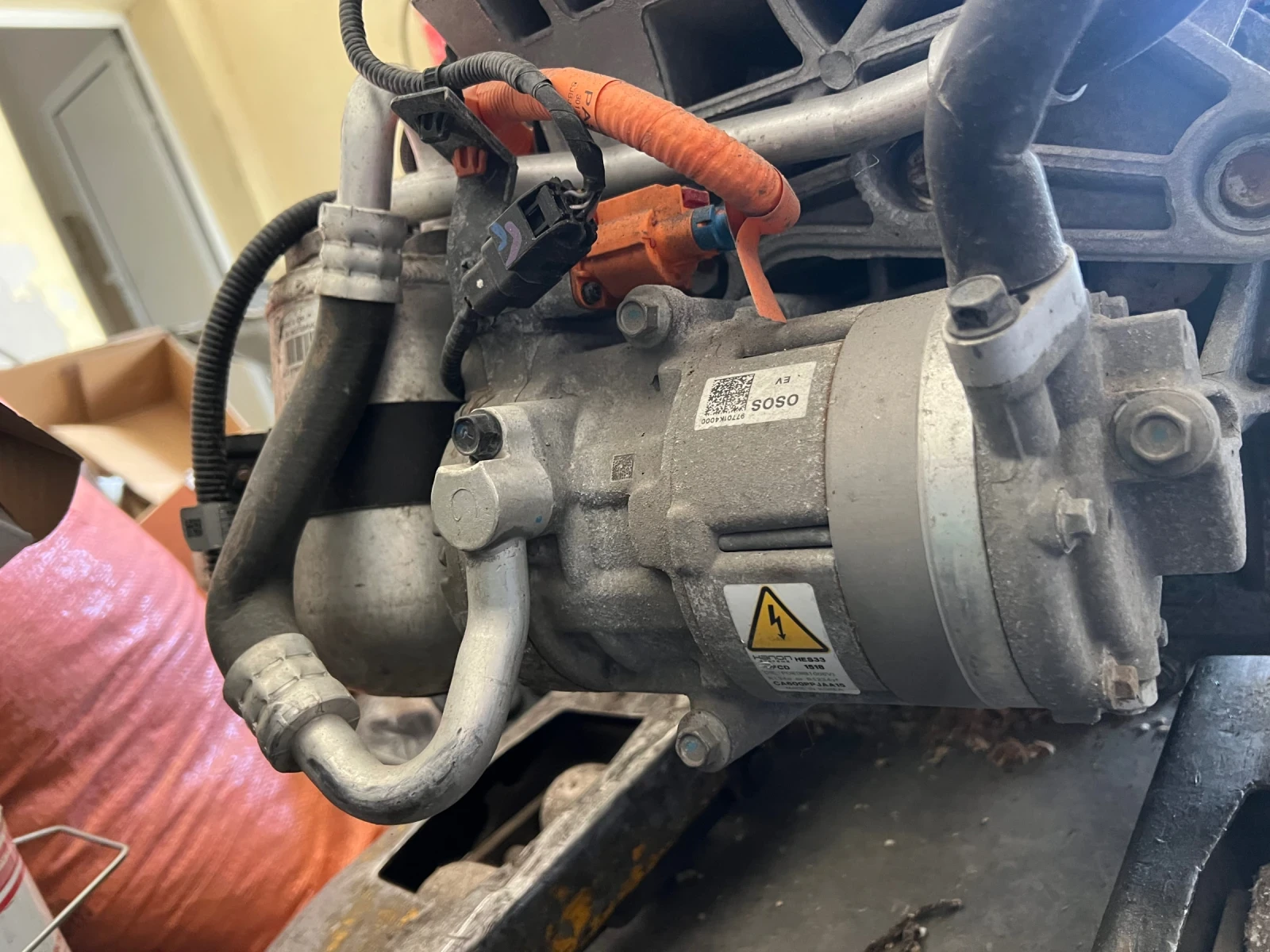 CA600PPJAA15 HES33  Компресор климатик  HYUNDAI electric 97701K4000  CA600PPJAA15  | Mobile.bg — изображение 1