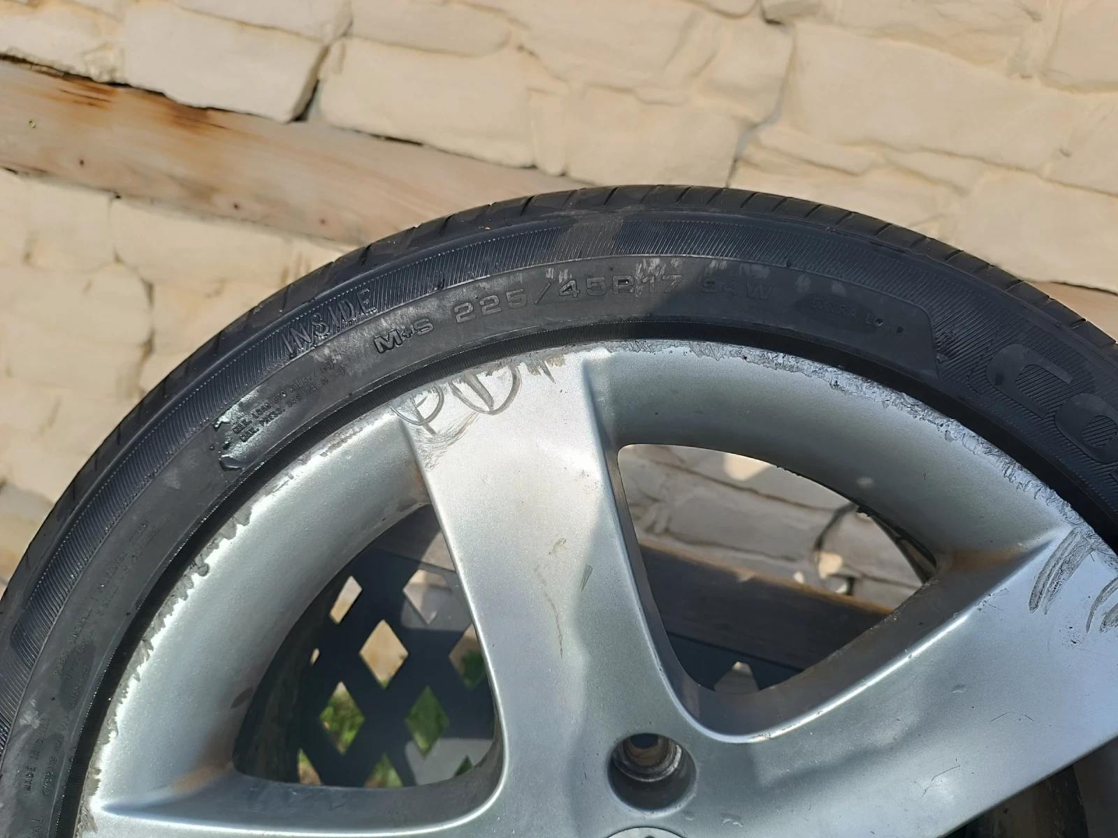 ���� � ������ 225/45R17 �� Peugeot 308 | Mobile.bg � ����������� 3