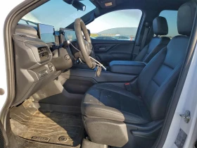 Chevrolet Silverado EV e4WD Crew Cab Work Truck, снимка 7