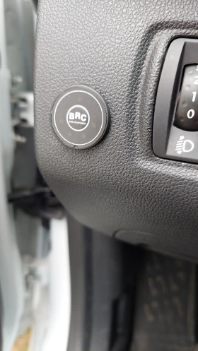 Renault Clio 1.2 N1 ГАЗ BRC, снимка 8