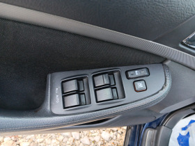 Toyota Avensis 2.0i 147кс Automat, снимка 9 - Автомобили и джипове - 44707172