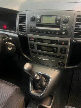 Обява за продажба на Toyota Corolla verso 1.8 ~5 800 лв. - изображение 4 | Auto.bg Обява за продажба на Toyota Corolla verso 1.8 ~5 800 лв. - изображение 4