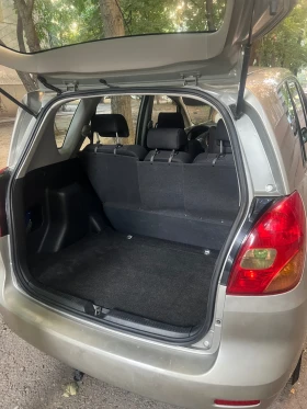 Обява за продажба на Toyota Corolla verso 1.8 ~5 800 лв. - изображение 7 | Auto.bg Обява за продажба на Toyota Corolla verso 1.8 ~5 800 лв. - изображение 7